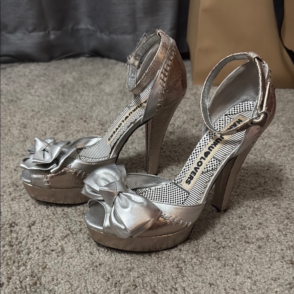 Harajuku Lovers Silver Heels with Bow and Rhinestones